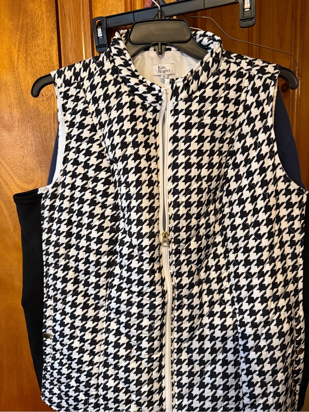belk Black and White Houndstooth Zip-Front Vest